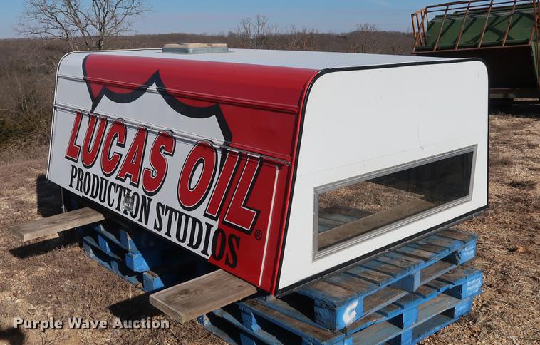 image for item DD9562 Truck topper