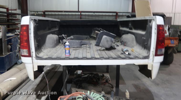 image for item DD9563 Chevrolet pickup truck bed