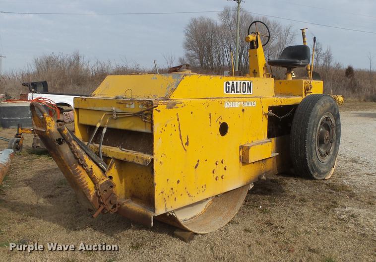 image for item DS9622 Galion Rollonstatic double drum roller