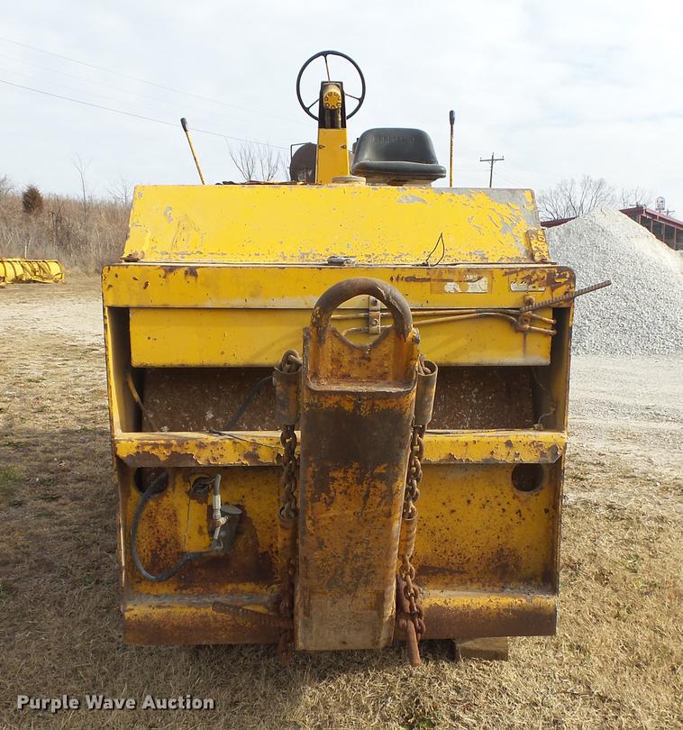 image for item DS9622 Galion Rollonstatic double drum roller