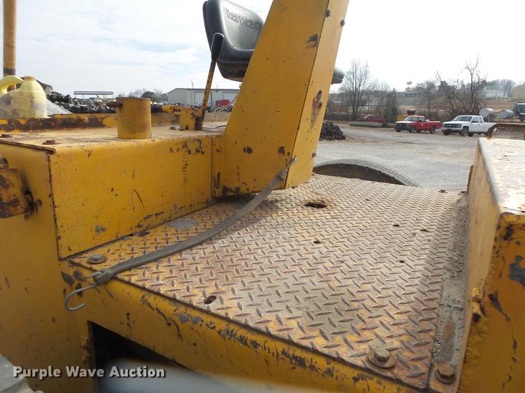 image for item DS9622 Galion Rollonstatic double drum roller