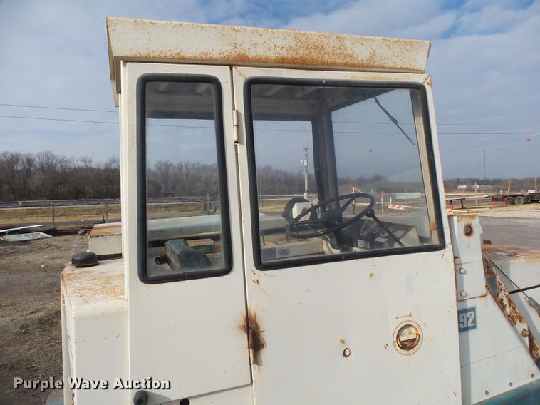 image for item DS9623 Tennant 92 sweeper