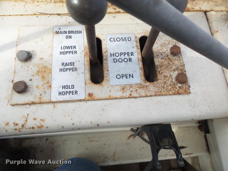 image for item DS9623 Tennant 92 sweeper