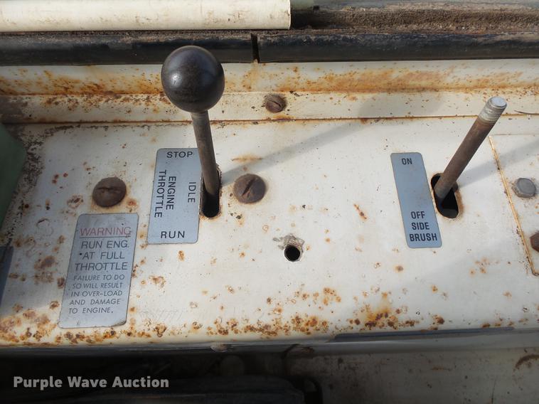 image for item DS9623 Tennant 92 sweeper