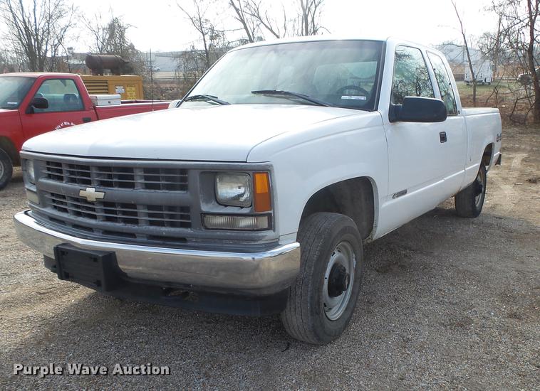 image for item DS9624 1998 Chevrolet K1500 Ext. Cab pickup truck