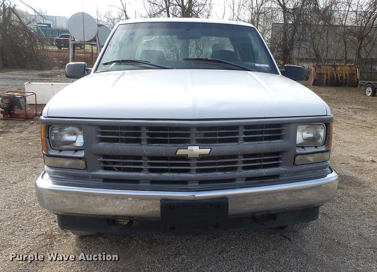 image for item DS9624 1998 Chevrolet K1500 Ext. Cab pickup truck