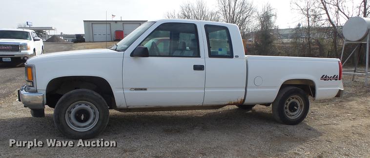 image for item DS9624 1998 Chevrolet K1500 Ext. Cab pickup truck