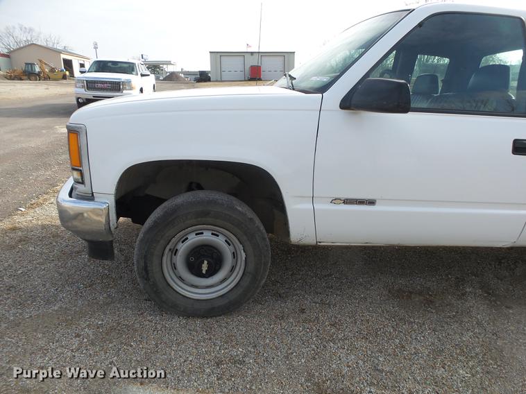 image for item DS9624 1998 Chevrolet K1500 Ext. Cab pickup truck