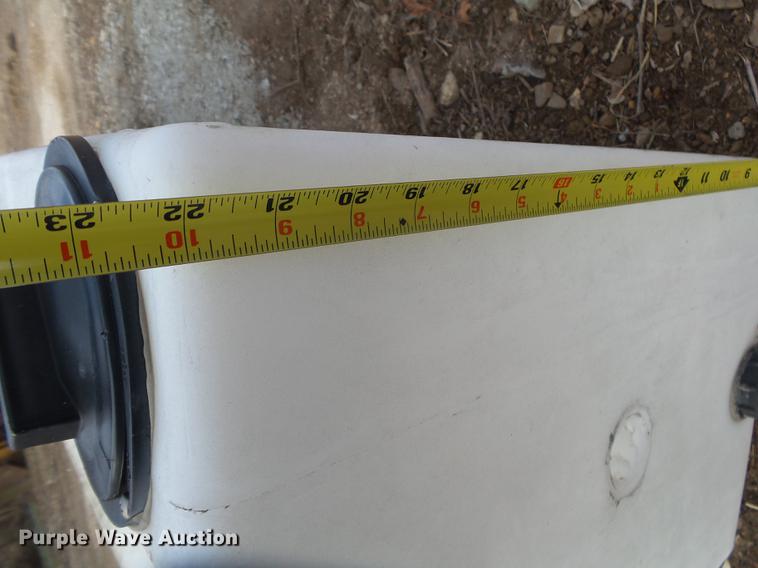 image for item DS9627 (2) poly tanks