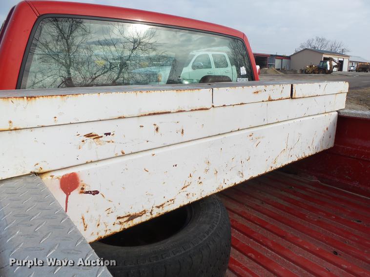 image for item DS9629 1993 Chevrolet C1500 pickup truck