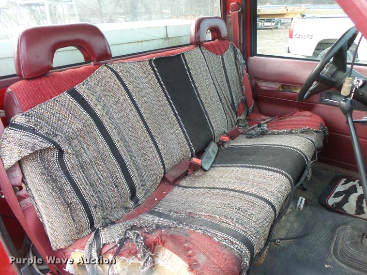 image for item DS9629 1993 Chevrolet C1500 pickup truck