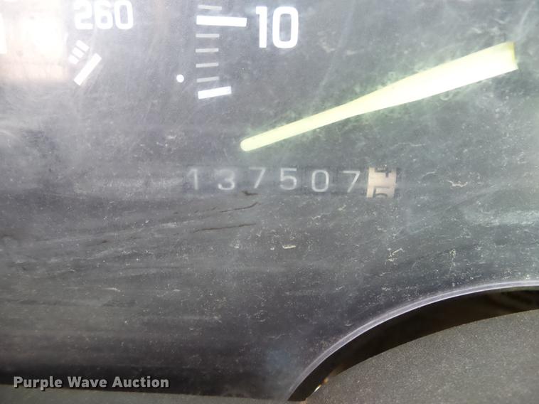 image for item DS9629 1993 Chevrolet C1500 pickup truck