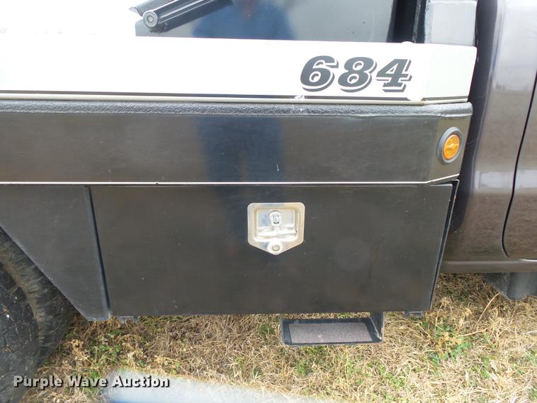 image for item DS9631 2015 Chevrolet Silverado 3500HD flatbed pickup truck