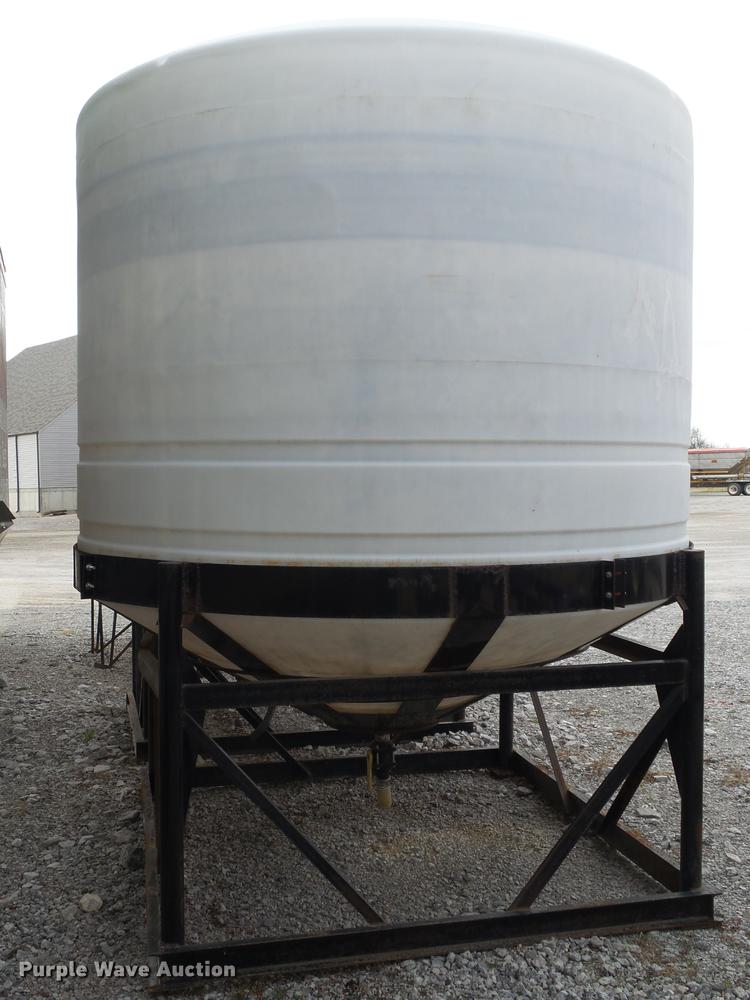 image for item DS9633 Zeneca poly tank