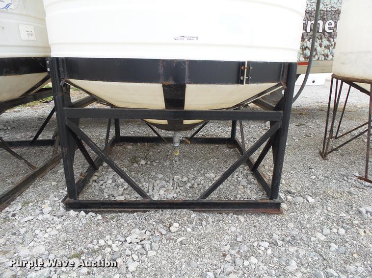 image for item DS9634 Zeneca poly tank