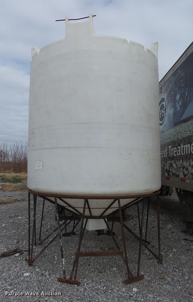 image for item DS9635 Zeneca poly tank