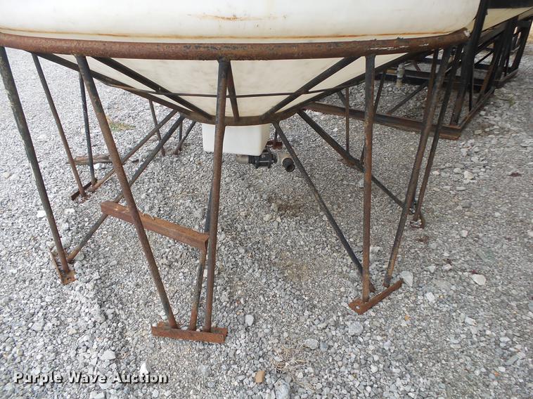 image for item DS9635 Zeneca poly tank