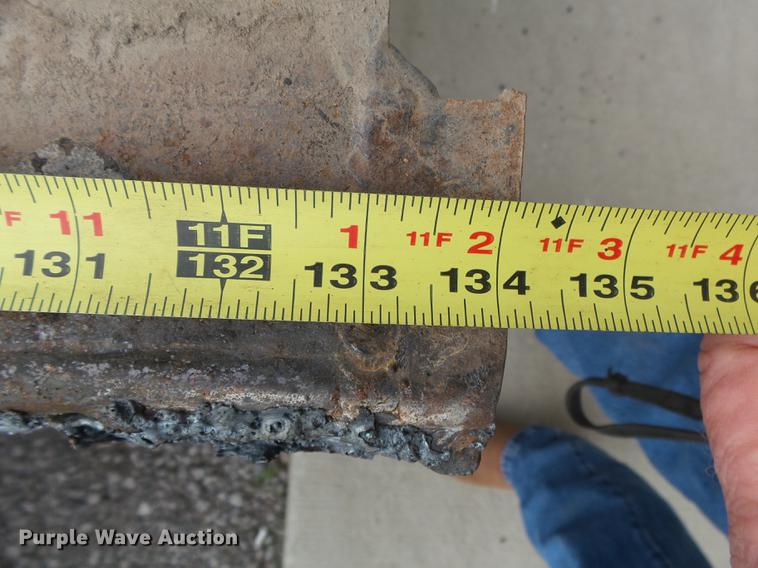 image for item DS9636 2004 Ford F350 truck cab and chassis