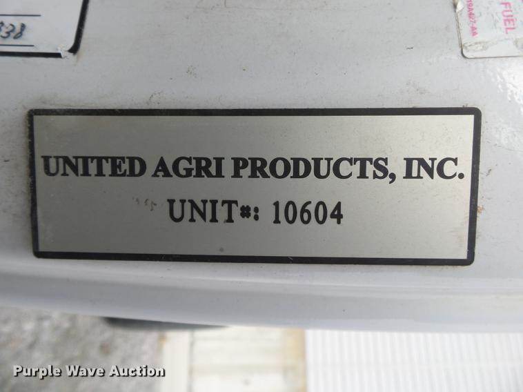 image for item DS9636 2004 Ford F350 truck cab and chassis