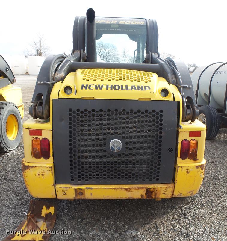 image for item DS9637 2012 New Holland L220 skid steer