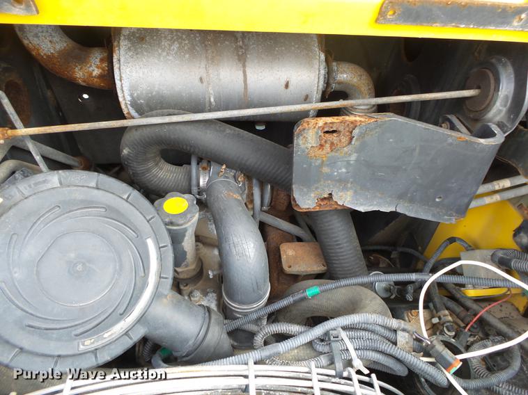 image for item DS9637 2012 New Holland L220 skid steer