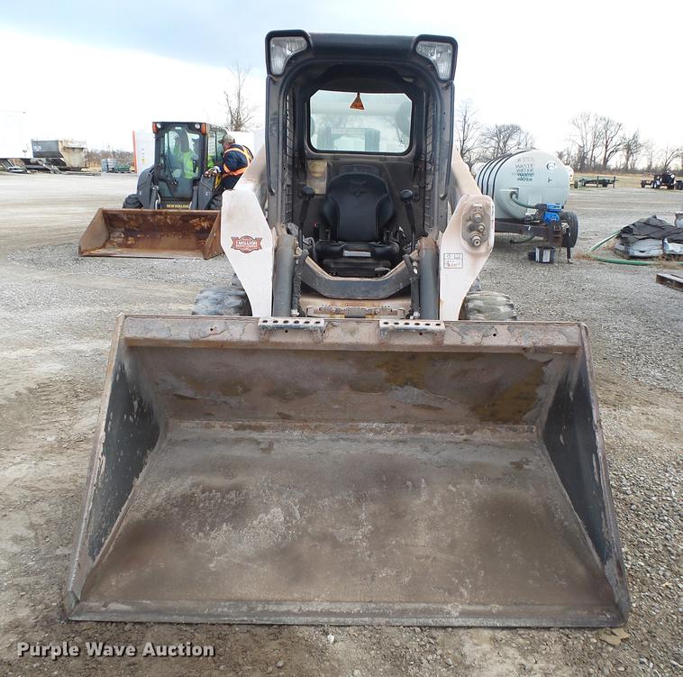 image for item DS9639 2015 Bobcat S530 skid steer