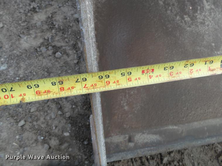 image for item DS9639 2015 Bobcat S530 skid steer