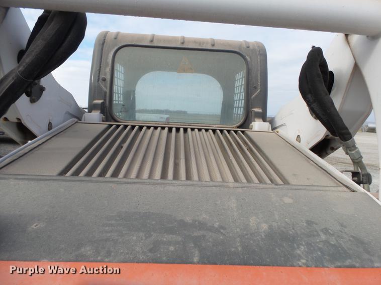 image for item DS9639 2015 Bobcat S530 skid steer