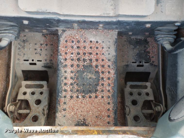 image for item DS9639 2015 Bobcat S530 skid steer