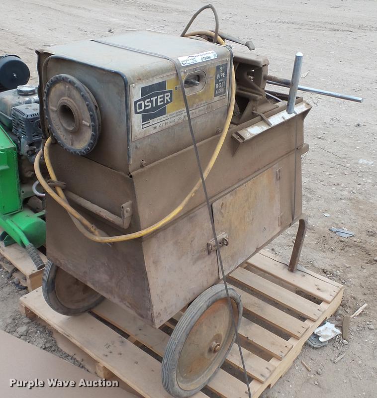 image for item DT9498 Oster 555UT pipe and bolt threader