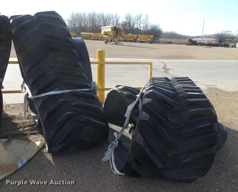 image for item DX9017 (2) Camso A6 3500 tracks