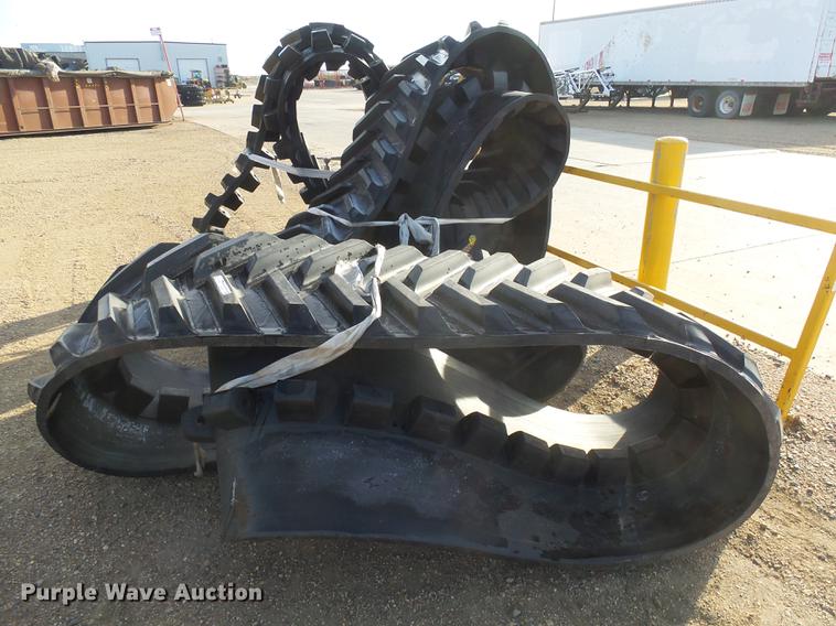 image for item DX9017 (2) Camso A6 3500 tracks