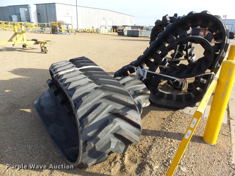 image for item DX9017 (2) Camso A6 3500 tracks