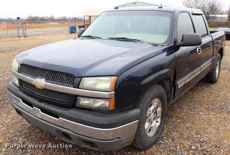 image for item EC9312 2005 Chevrolet Silverado 1500 Crew Cab pickup truck