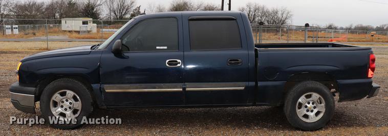 image for item EC9312 2005 Chevrolet Silverado 1500 Crew Cab pickup truck