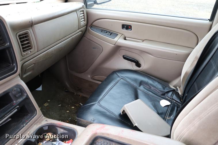 image for item EC9312 2005 Chevrolet Silverado 1500 Crew Cab pickup truck