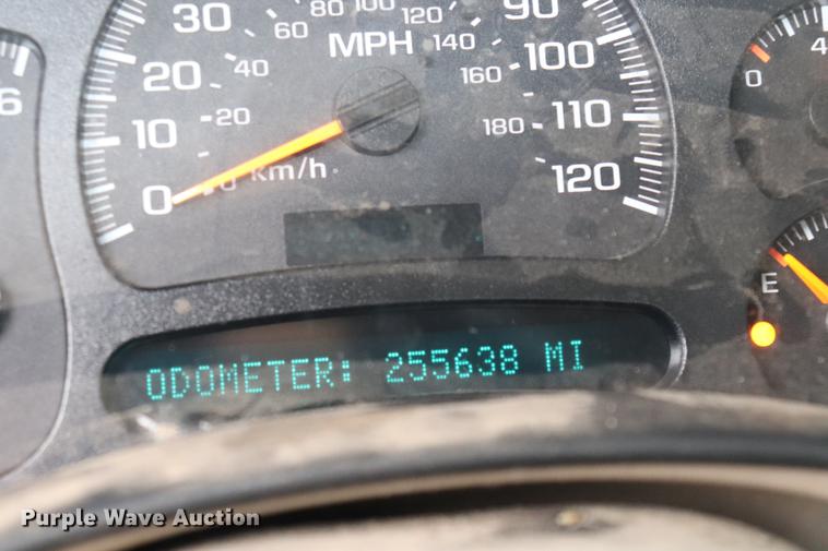 image for item EC9312 2005 Chevrolet Silverado 1500 Crew Cab pickup truck