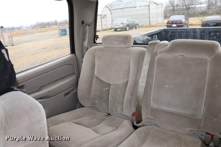 image for item EC9312 2005 Chevrolet Silverado 1500 Crew Cab pickup truck