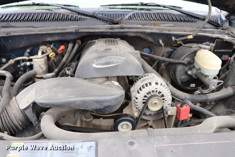 image for item EC9312 2005 Chevrolet Silverado 1500 Crew Cab pickup truck