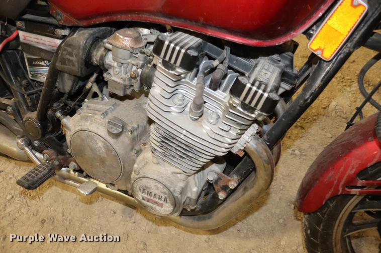 image for item EC9317 1982 Yamaha SECA750 motorcycle