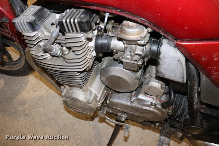 image for item EC9317 1982 Yamaha SECA750 motorcycle