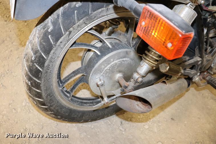 image for item EC9317 1982 Yamaha SECA750 motorcycle