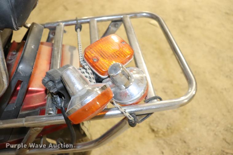 image for item EC9317 1982 Yamaha SECA750 motorcycle