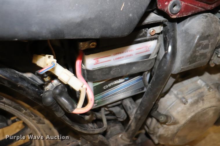 image for item EC9317 1982 Yamaha SECA750 motorcycle