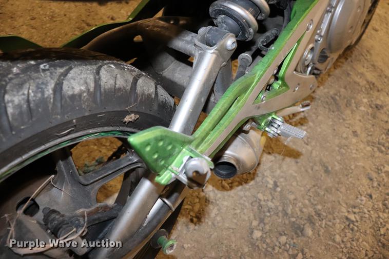 image for item EC9318 2007 Kawasaki EX650-A motorcycle