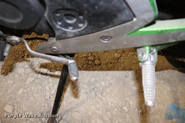 image for item EC9318 2007 Kawasaki EX650-A motorcycle