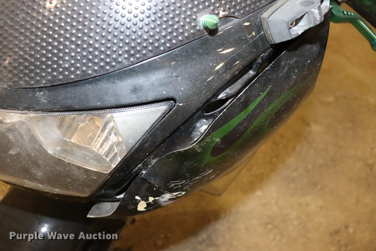 image for item EC9318 2007 Kawasaki EX650-A motorcycle