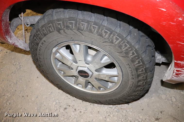 image for item EC9321 2002 GMC Sonoma SLS Crew Cab pickup truck