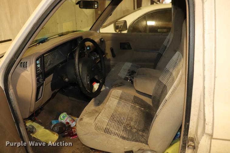 image for item EC9324 1991 Ford Ranger Ext. Cab pickup truck