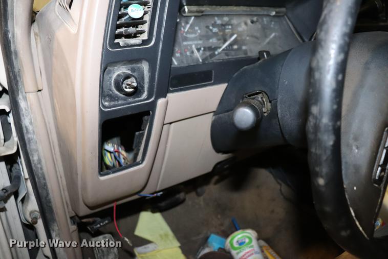 image for item EC9324 1991 Ford Ranger Ext. Cab pickup truck